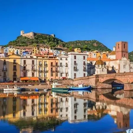 Le Camelie ゲストハウス ボーザ